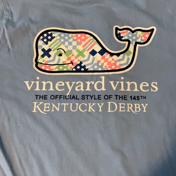 Vineyard Vines Sized M short sleeved shirt - Picture 2 of 5